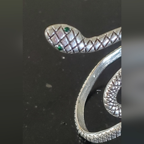 Intricate Silver Tone Snake Arm Bracelet With Green Gemstone Eyes Medusa - Picture 2 of 4